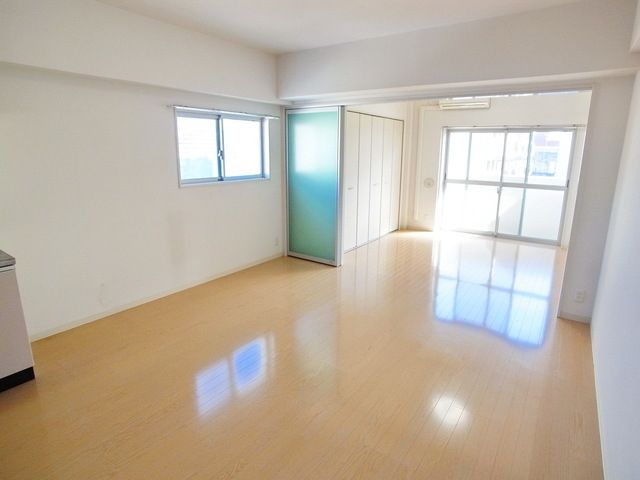 居室・リビング　♪明るいお部屋♪