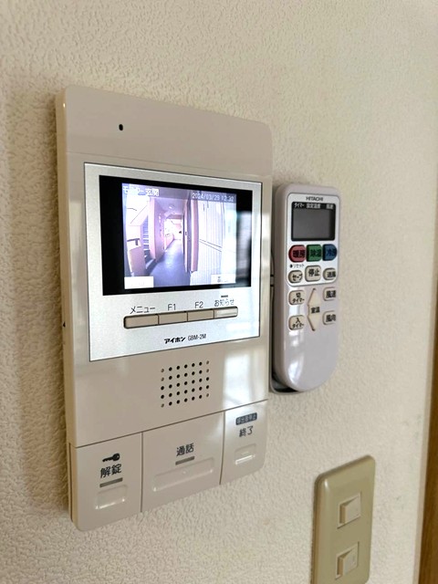 セキュリティ　防犯対策に有効なカメラ付きインターホン！録画機能が付いている