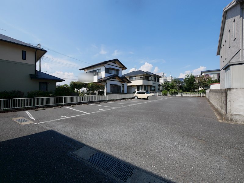 駐車場　駐車場