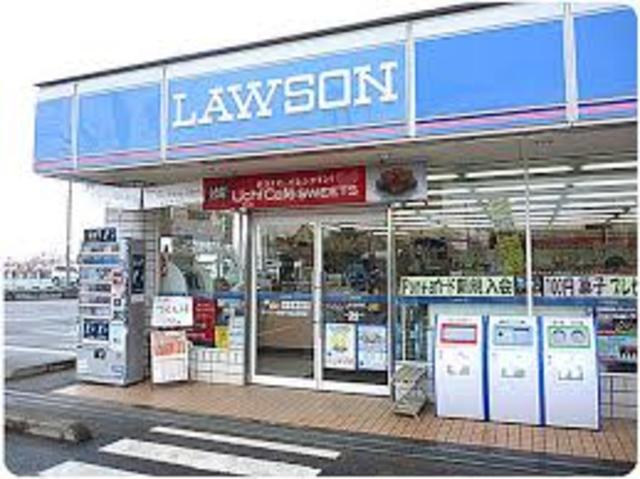 コンビニ　ローソン　高砂伊保三丁目店（コンビニ）まで727m