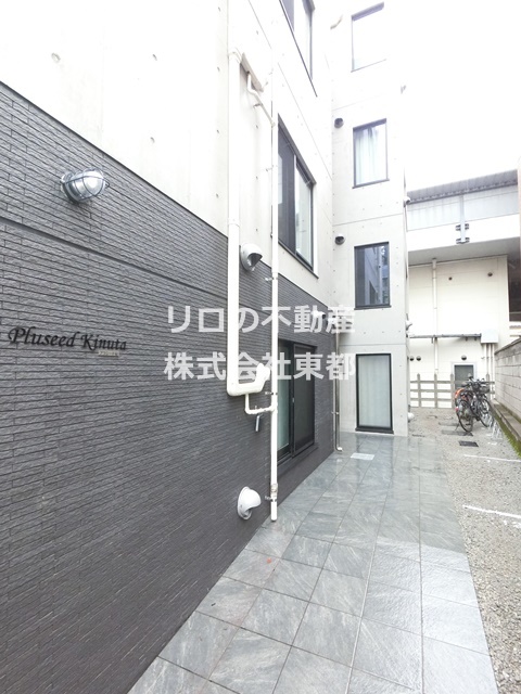 エントランス　建物入口です♪