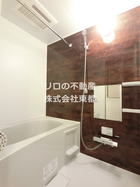 バス・シャワールーム　追い焚き機能・浴室乾燥機付バスルーム♪