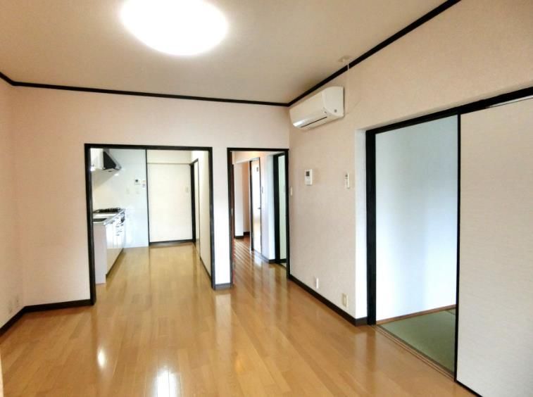 その他部屋・スペース　明るい色調の室内です