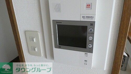 セキュリティ　TVモニター付インターホン　※前回募集時2019年4月の写真