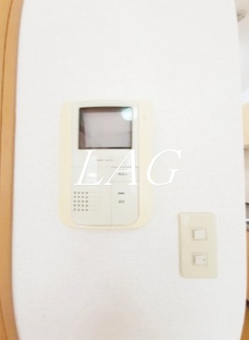 セキュリティ　モニター付きインターホンです。