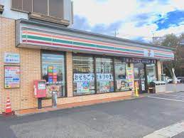 コンビニ　セブンイレブン草津若草店（コンビニ）まで722m