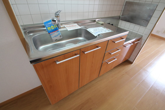 キッチン　※別部屋の写真です