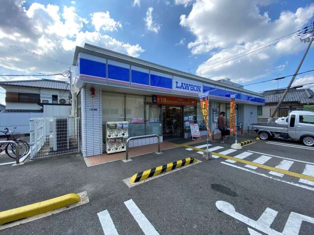 コンビニ　ローソン（コンビニ）まで370m