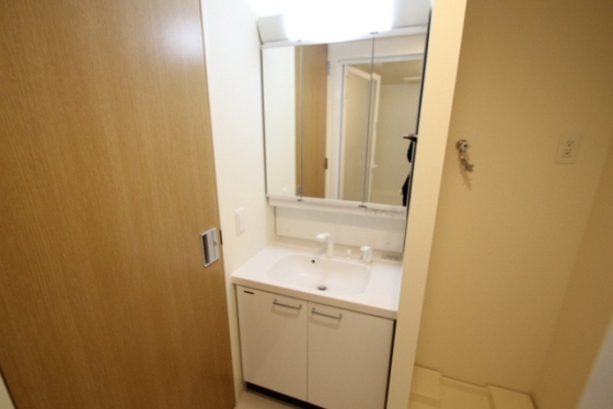 洗面設備　※別部屋の写真です