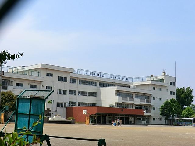 小学校　府中市立日新小学校（小学校）まで495m