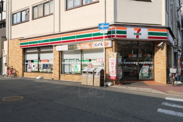 コンビニ　セブンイレブン　大阪大国1丁目店（コンビニ）まで525m