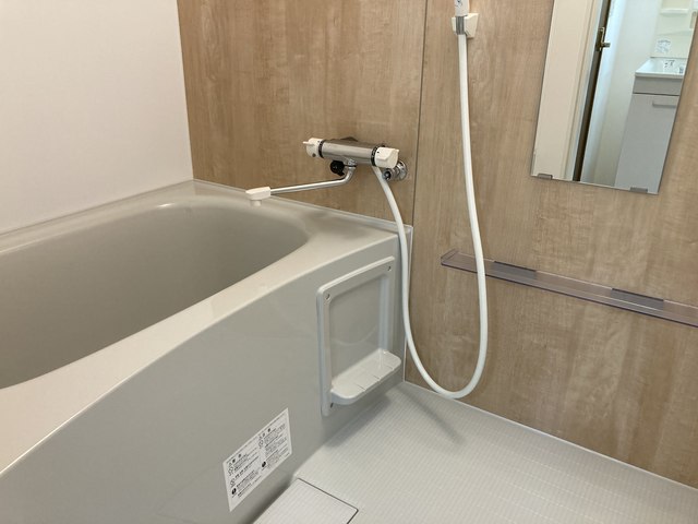 バス・シャワールーム