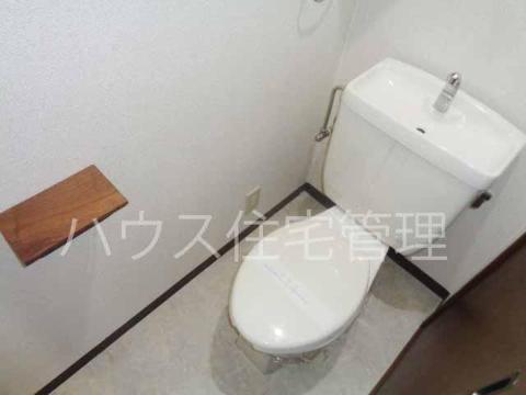 トイレ　トイレ