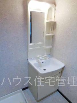 洗面設備　洗髪洗面化粧台