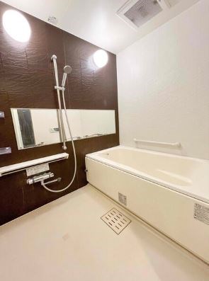 バス・シャワールーム　別部屋参考写真