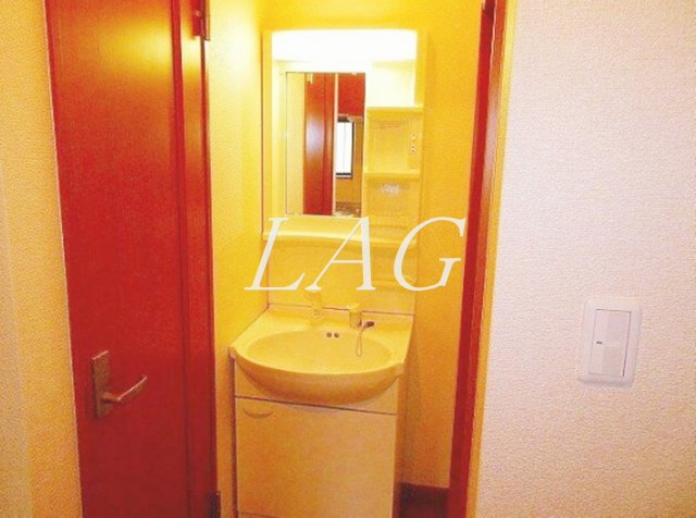 洗面設備　洗面台です。