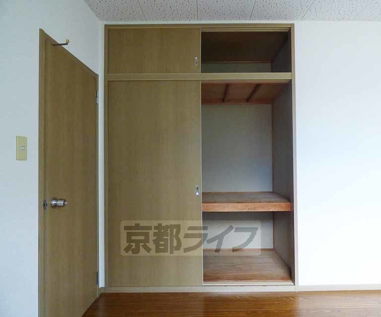 収納　クローゼットです。
