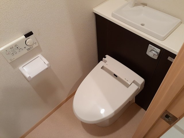 トイレ　シンプルで使いやすいトイレです