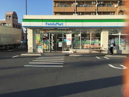 コンビニ　ファミリーマート立川公園日野橋店（コンビニ）まで637m