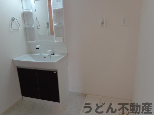 洗面設備　うどん県のお部屋探しはうどん不動産へ うどんちゃんとLINE