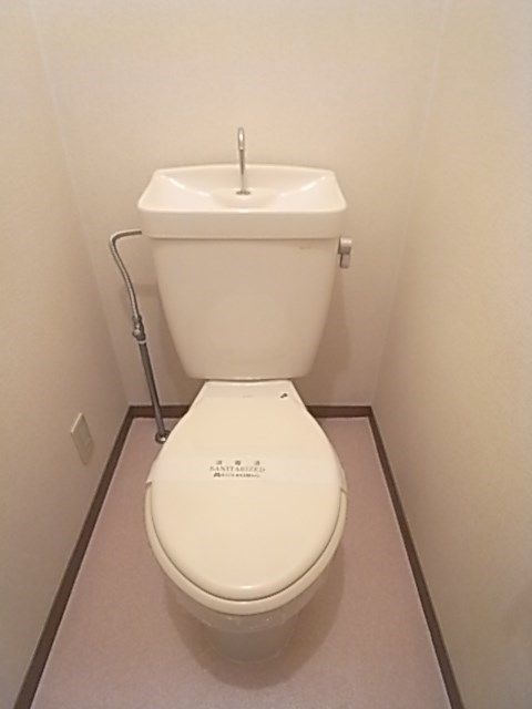 トイレ　トイレもきれいです