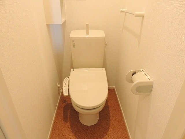 トイレ　トイレもきれいです