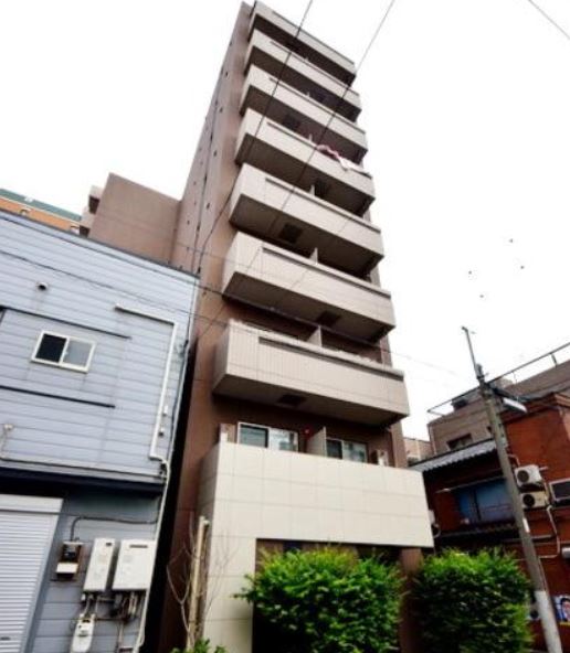 建物外観　★外壁タイル張り、重厚感のある外観★