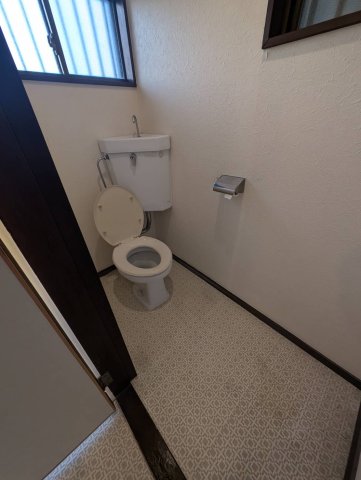テラスハウス猪名寺のトイレ写真