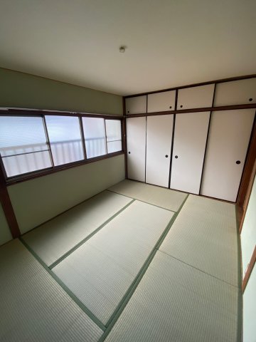 テラスハウス猪名寺の居間写真