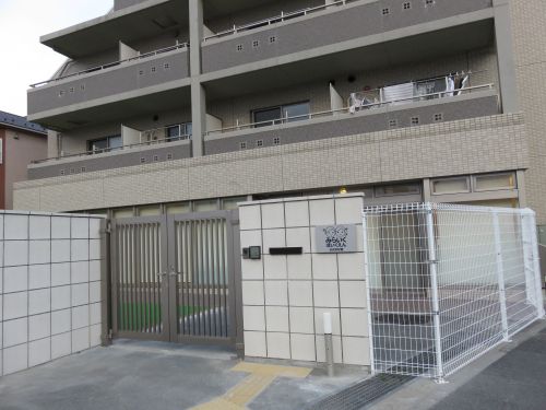 幼稚園・保育園　みらいく保育園　日吉本町園（幼稚園・保育園）まで698m