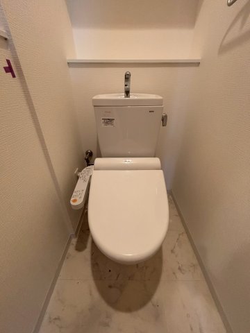 トイレ　清潔感のあるトイレです