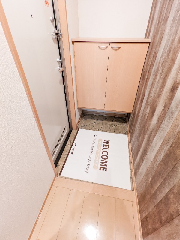玄関　図面と現状に相違がある場合には現状を優先