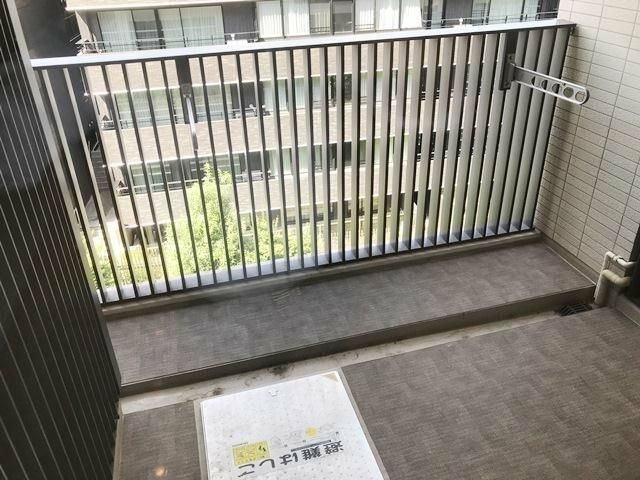 バルコニー　バルコニーがあります
