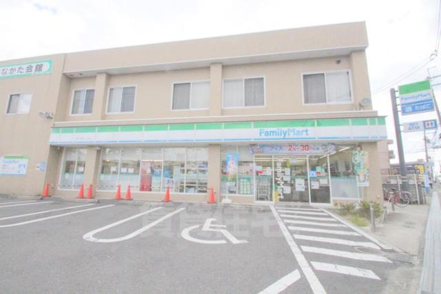 コンビニ　ファミリーマート　摂津千里丘二丁目（コンビニ）まで540m