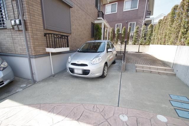 駐車場　★お部屋探しはタウンハウジング稲田堤店まで★