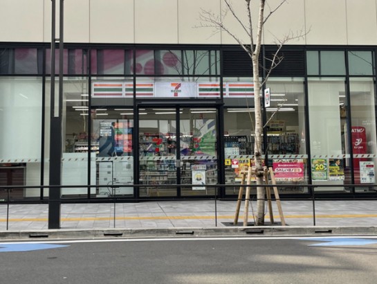 コンビニ　セブンイレブン渋谷サクラテラス店（コンビニ）まで113m