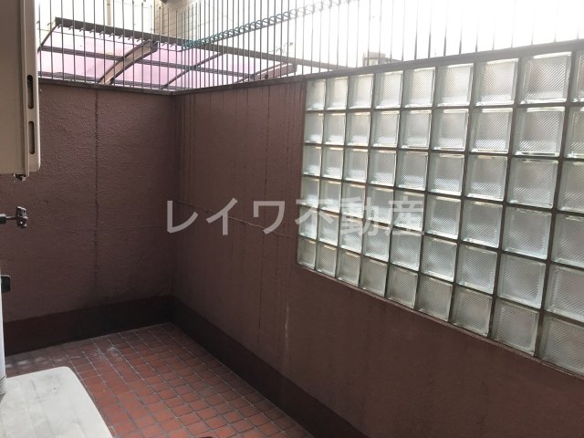 バルコニー　バルコニー付きです
