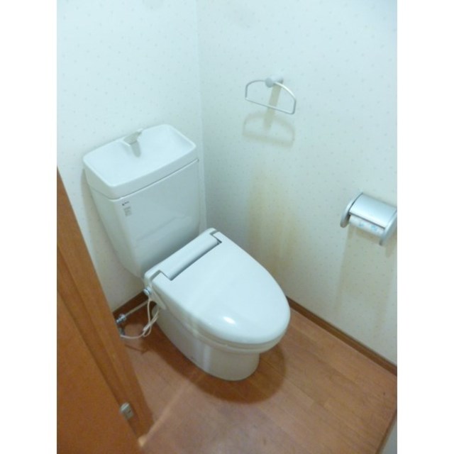トイレ　参考写真（同建物別部屋のものです）