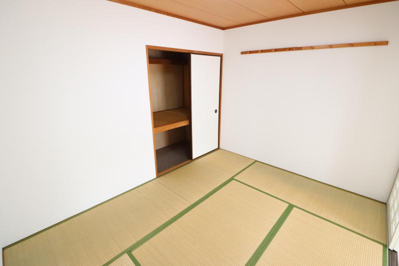 収納　和室6帖の収納