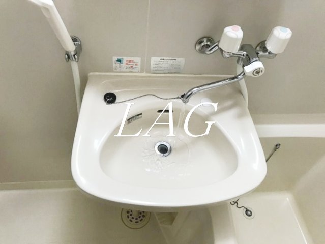 洗面設備　洗面台です。