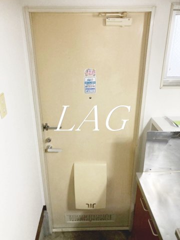 玄関　玄関です。