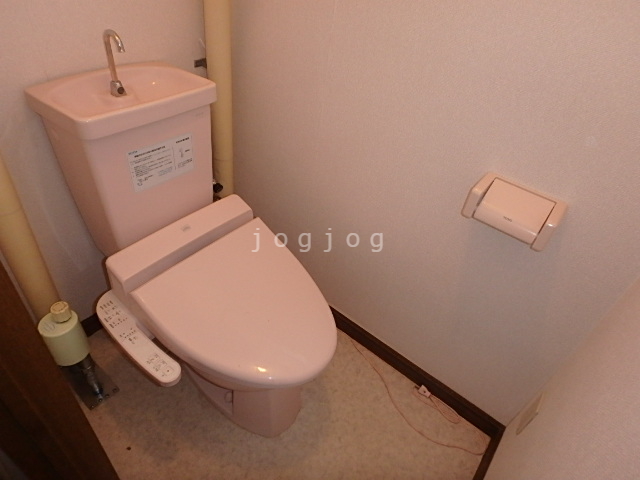トイレ　温水洗浄機器き便座