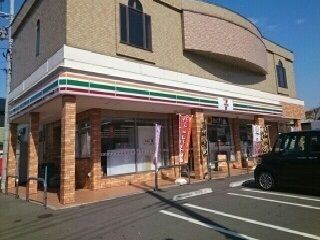 コンビニ　セブンイレブン（コンビニ）まで600m