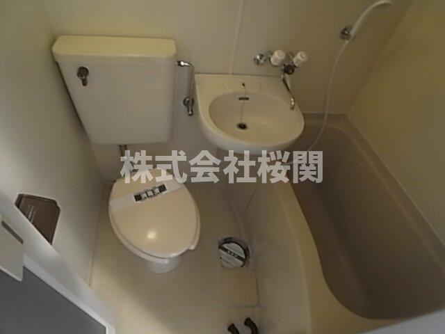 トイレ　?