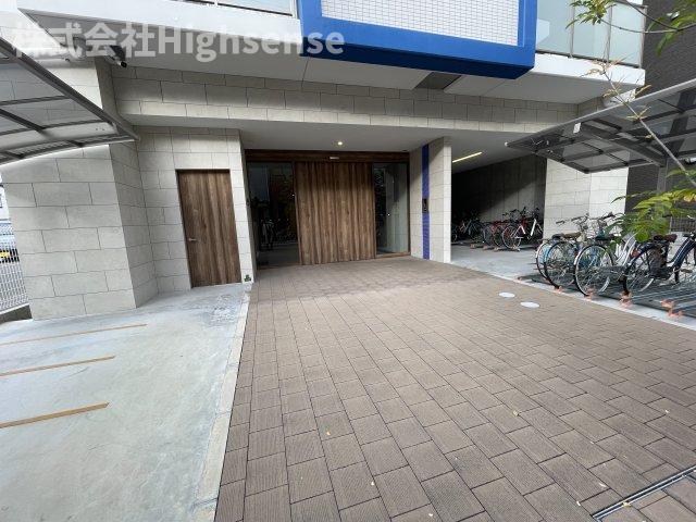 エントランス　建物の内部です