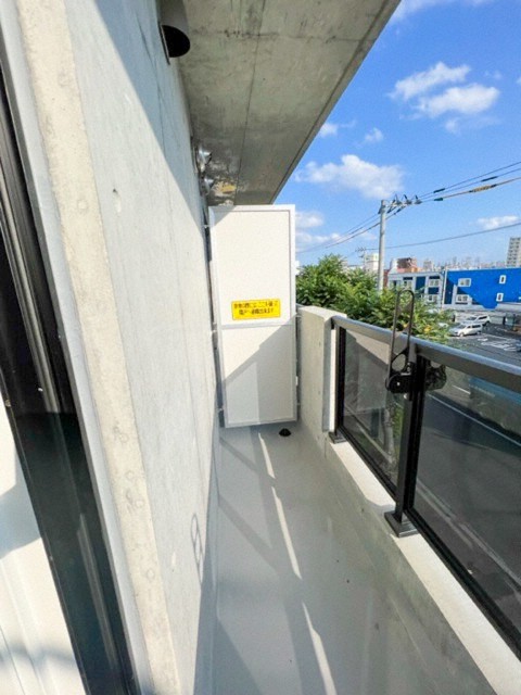 バルコニー　開放的で明るい空間を演出してくれるバルコニーです
