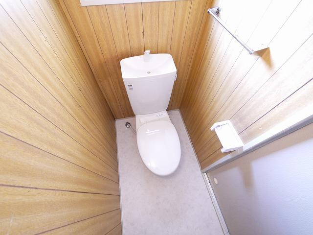 トイレ　ゆったりとした空間のトイレです