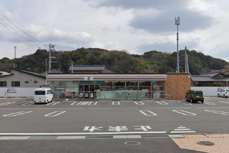 コンビニ　セブンイレブン山陽小野田中川店（コンビニ）まで120m