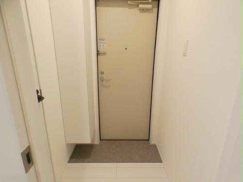 玄関　別建物同型
