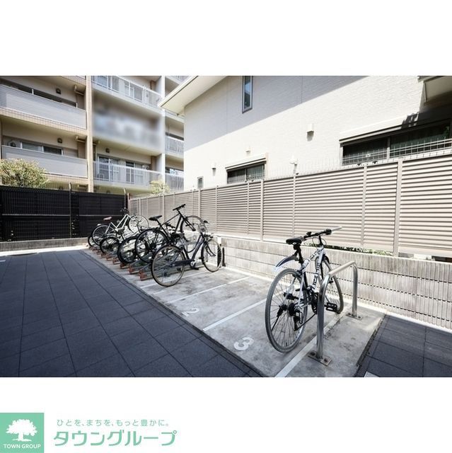駐車場　駐輪場